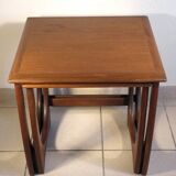 Deux tables gigognes G Plan en teck