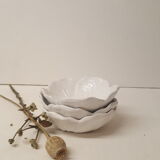 3 white ceramic flower cups