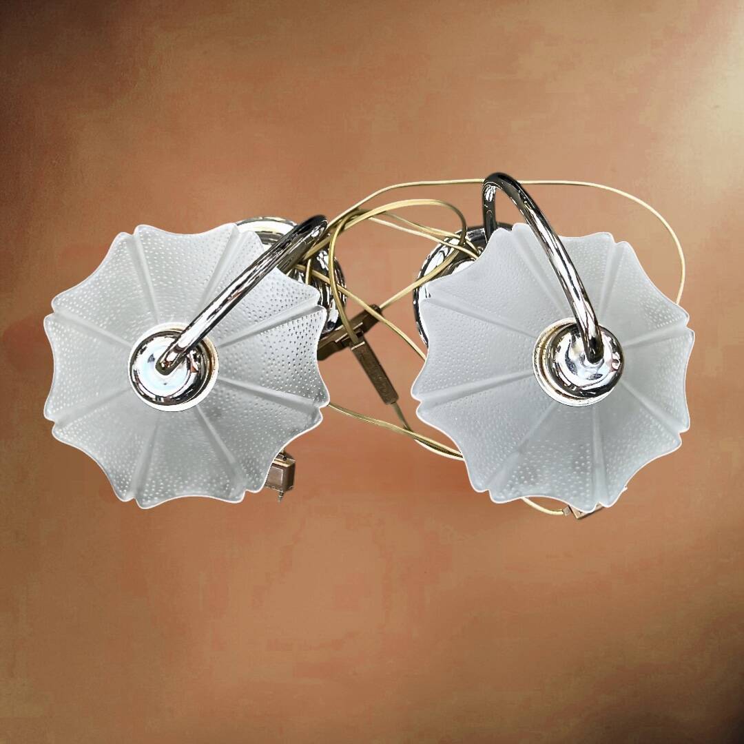 Pair of vintage lamps in chrome metal and frosted textured glass - Massive