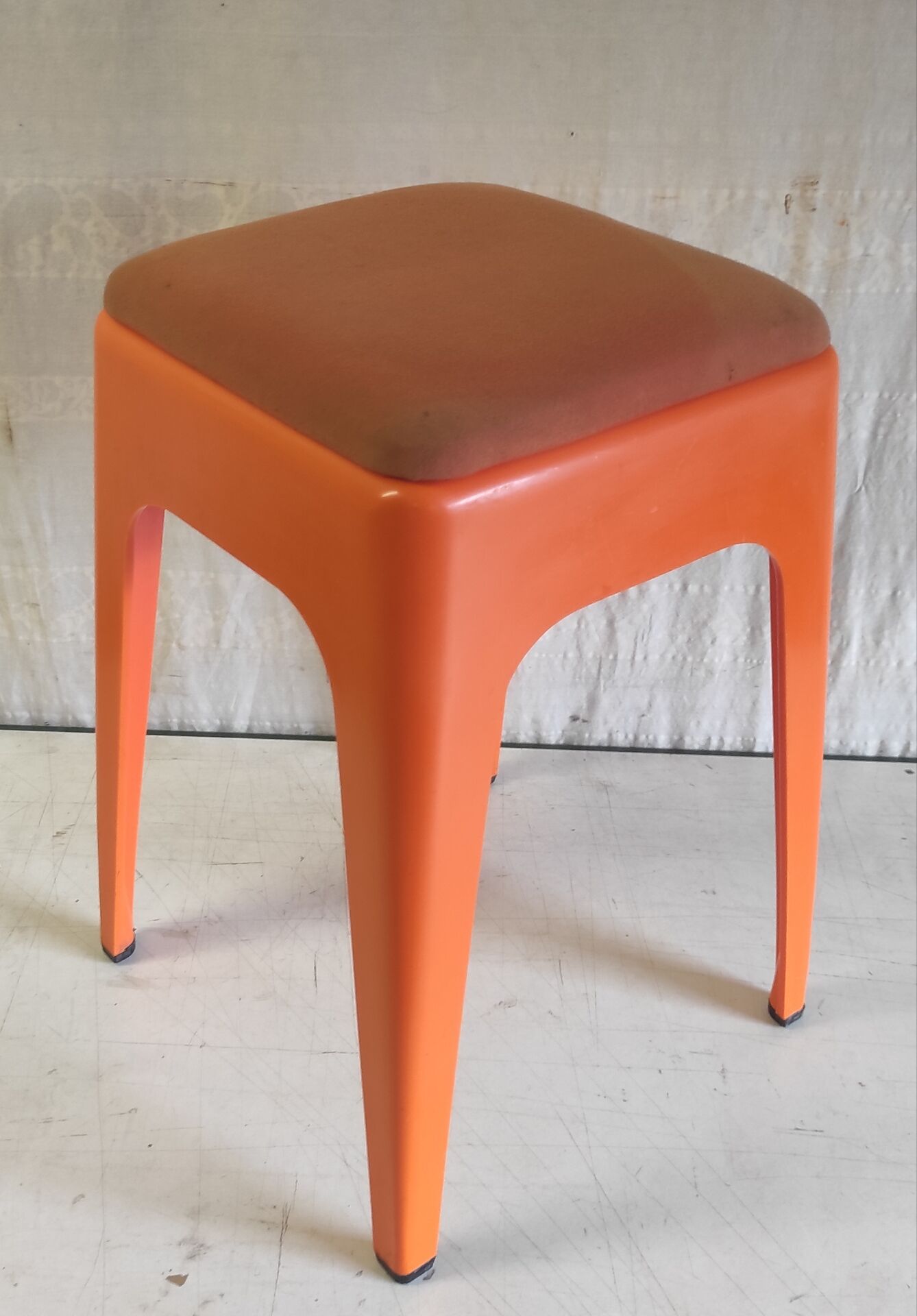 Vintage orange stool by Ami (France) - 1960s/70s
