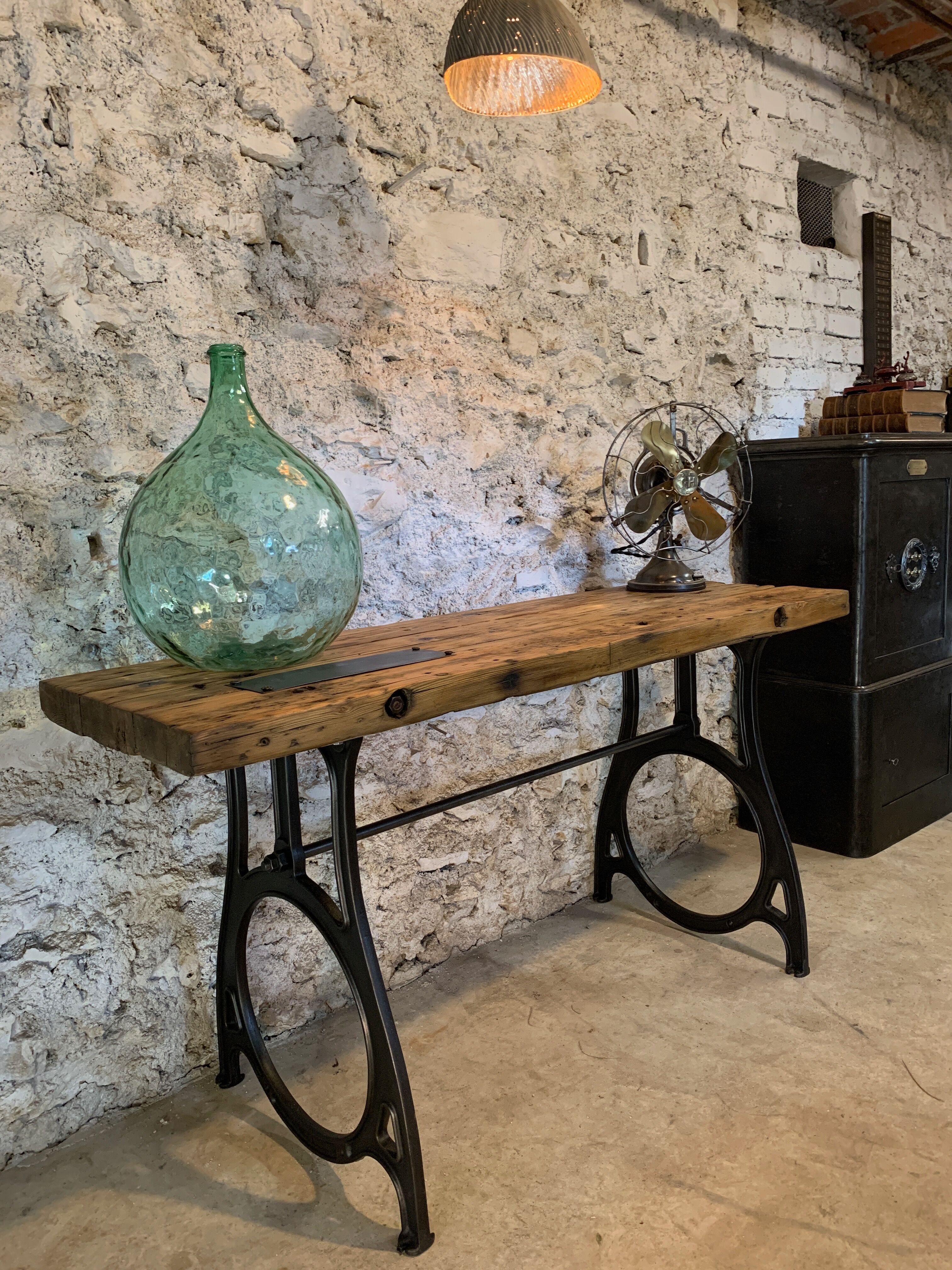 Established cast-iron stand shop console