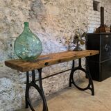 Established cast-iron stand shop console