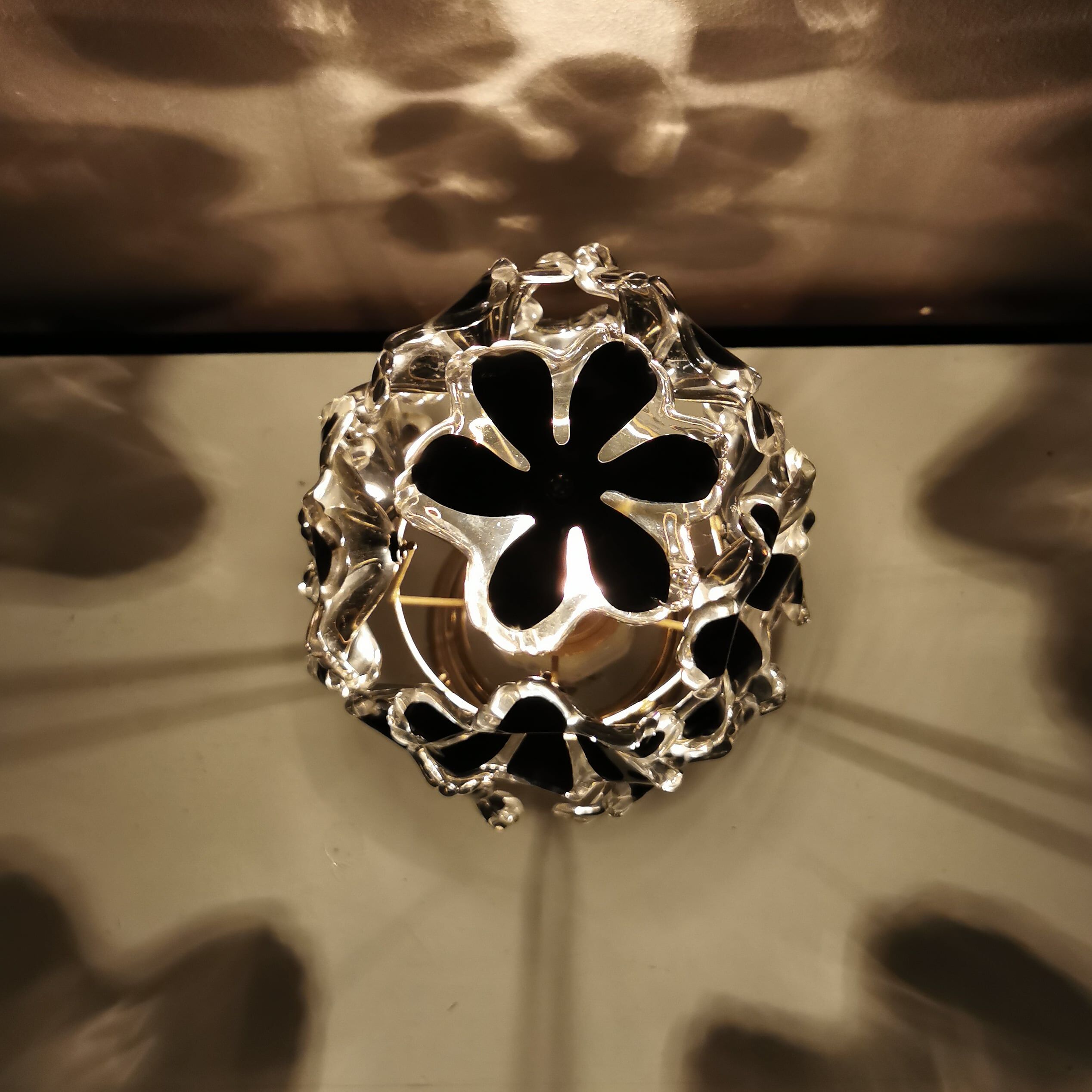 Table lamp with glass flowers, 80