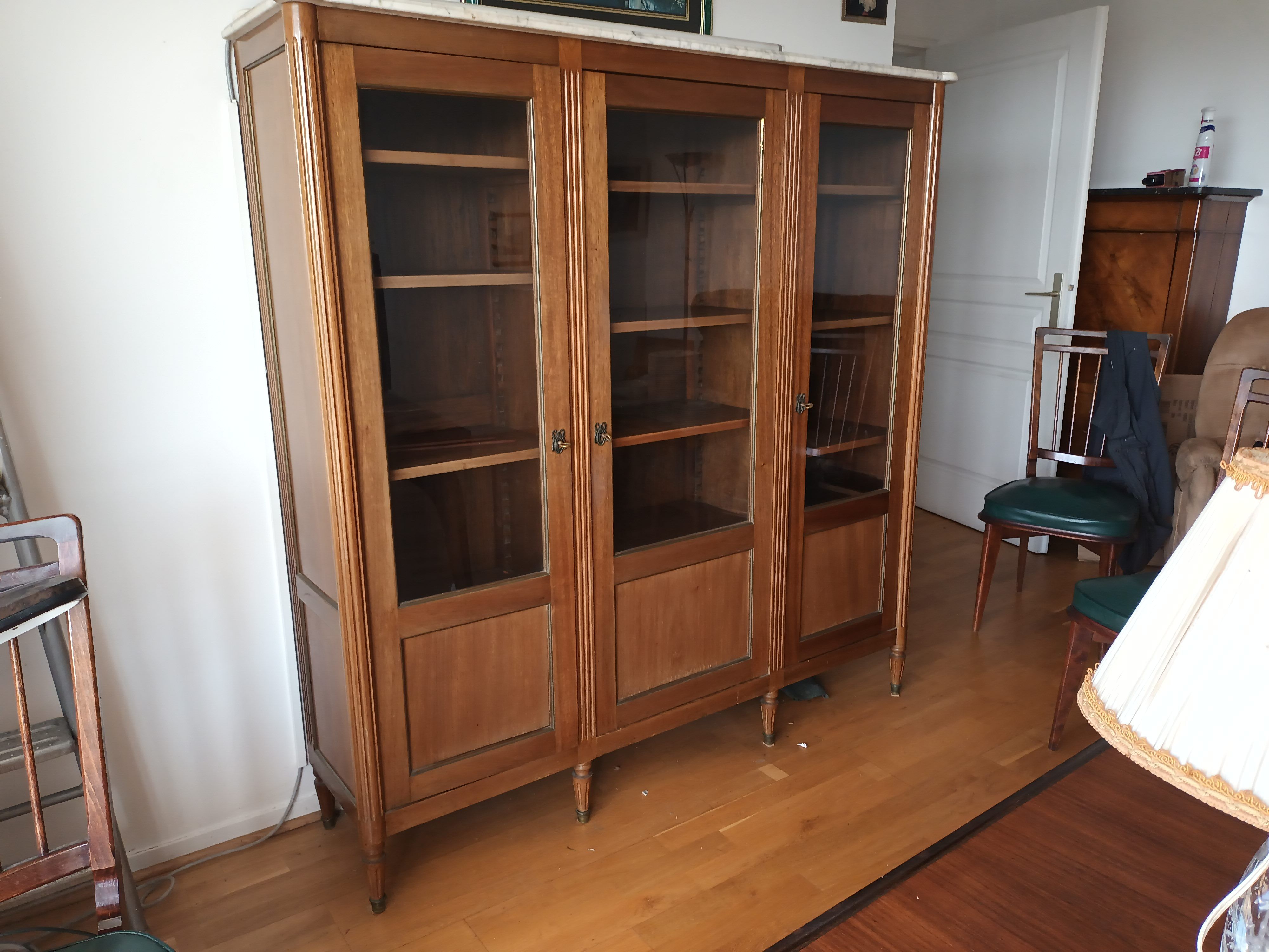 Louis XVI showcase cabinet 3 doors
