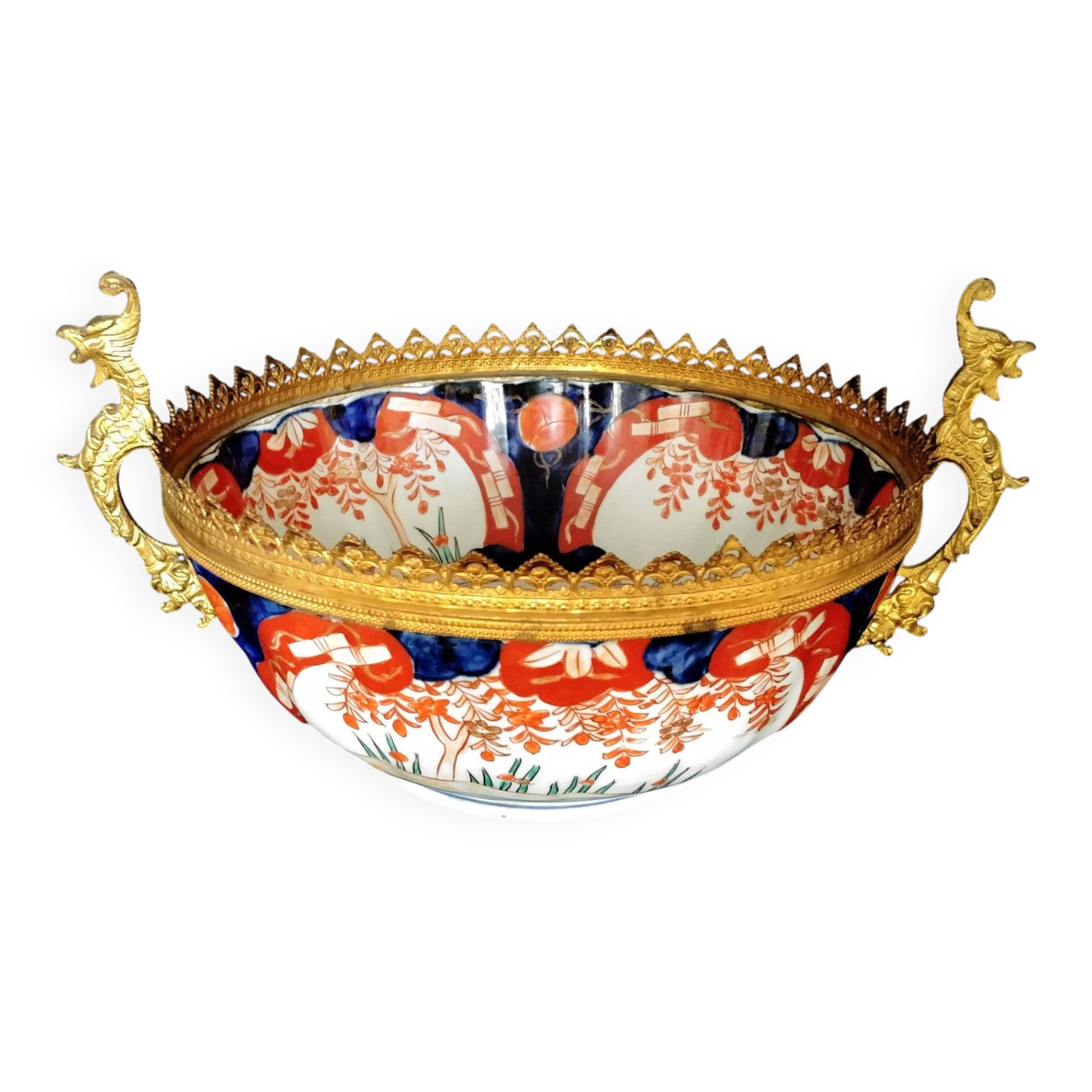 Coupe Imari monté en bronze doré, Japon fin XIXe siècle