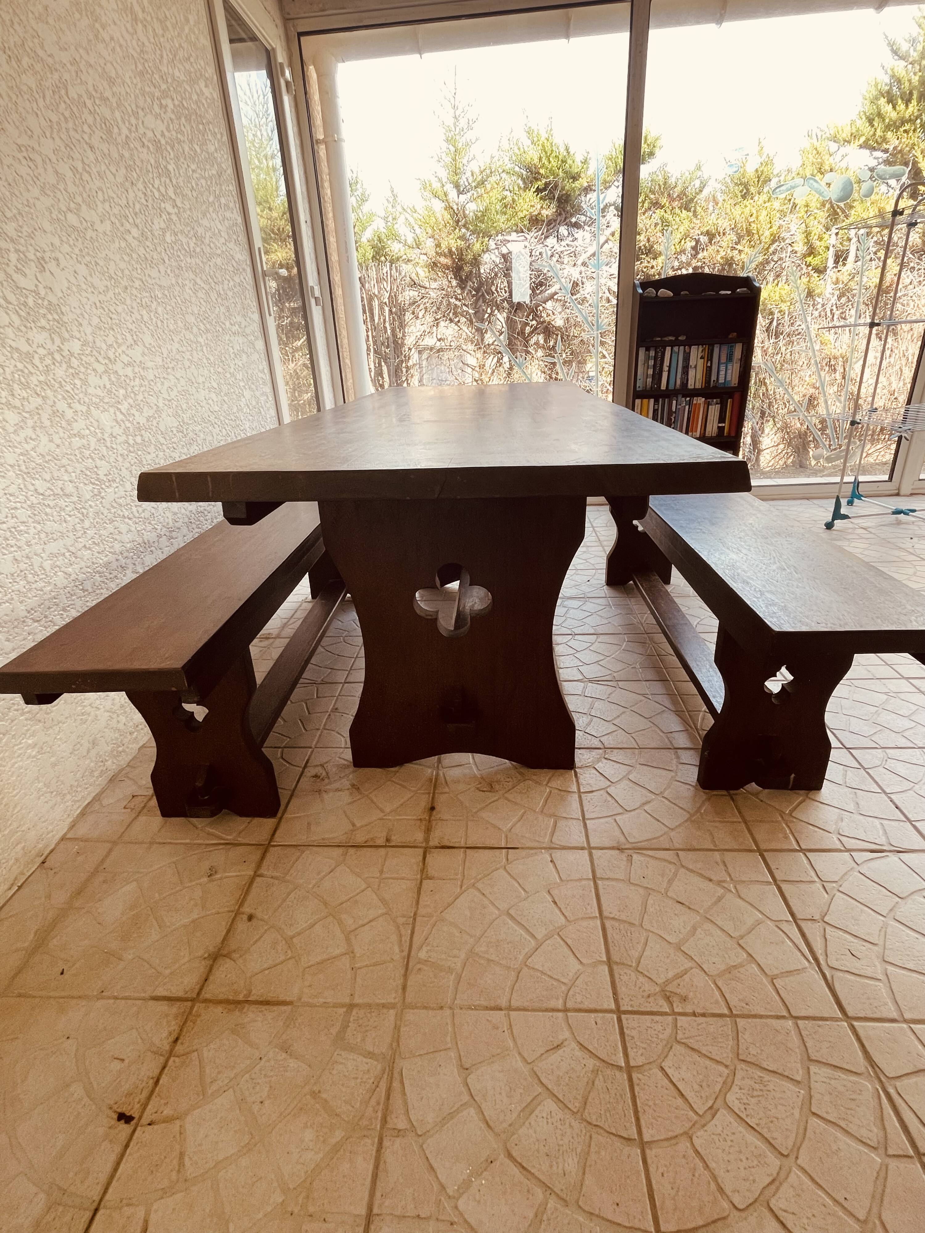 Table de Monastère Anglaise en Chêne Massif et ses 2 Bancs