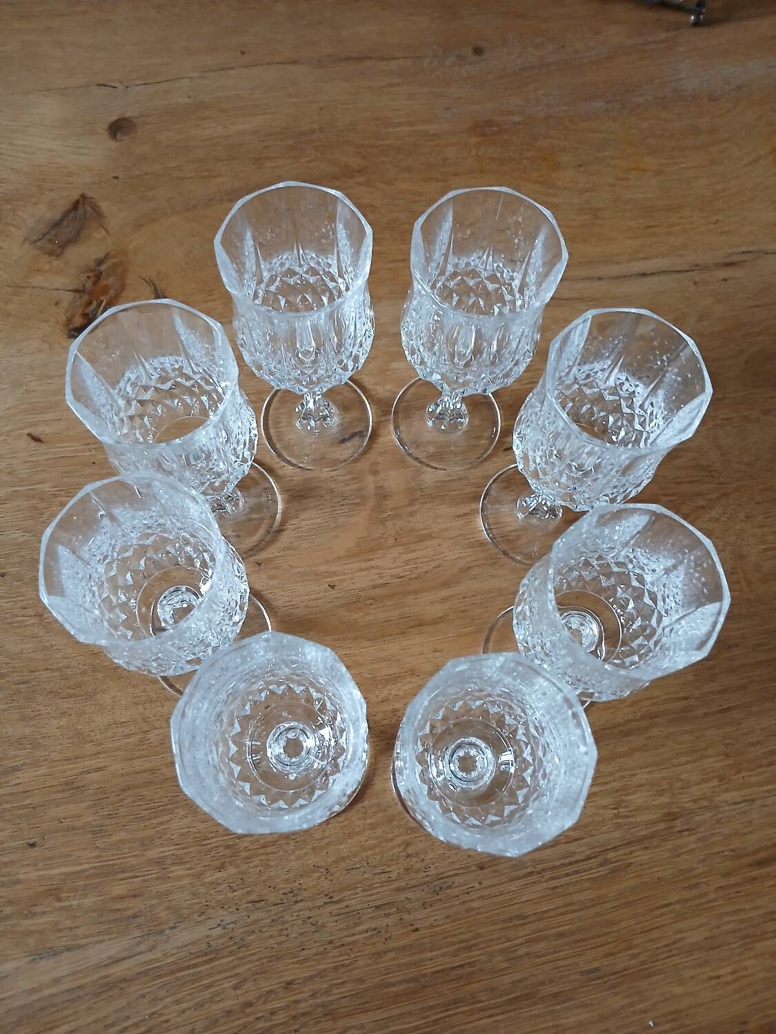 8 crystal stemmed glasses