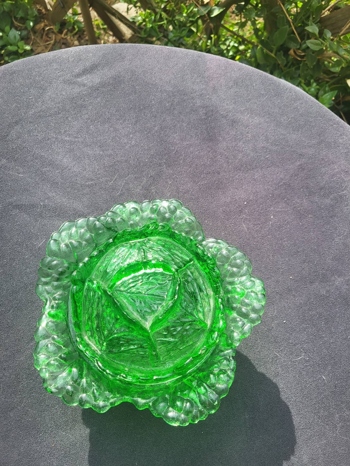 Beurrier chou en verre Portieux ( urane ouraline)