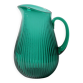 Pichet en verre vert strié / Grand pichet vert émeraude 2000 ml Suède années 2000