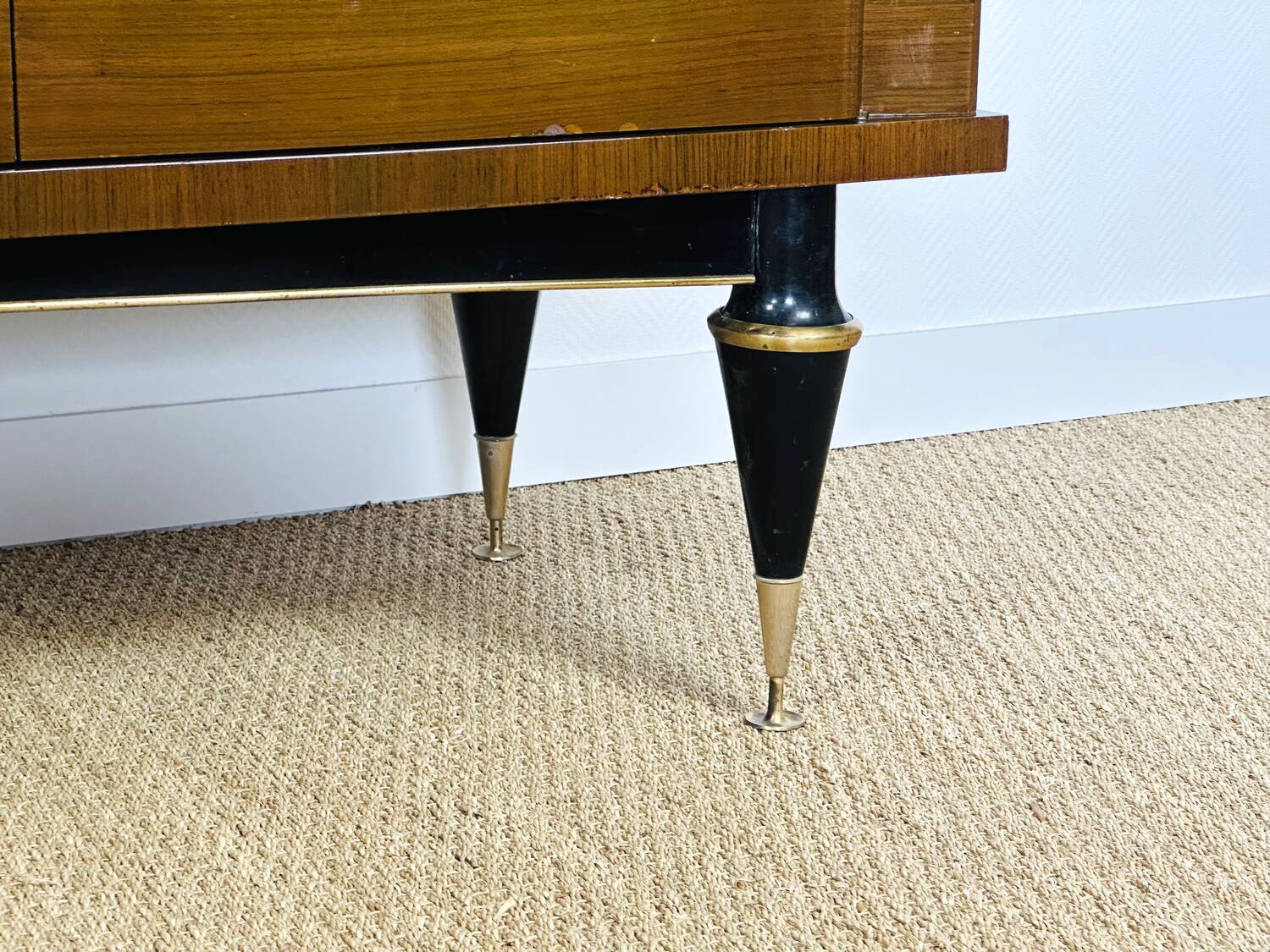 Art Deco mahogany sideboard from 1940.