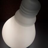 Lampe à poser en forme d'ampoule