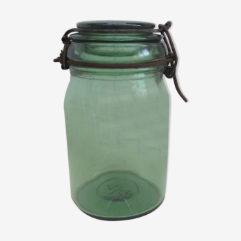 Old green glass jar - durfor