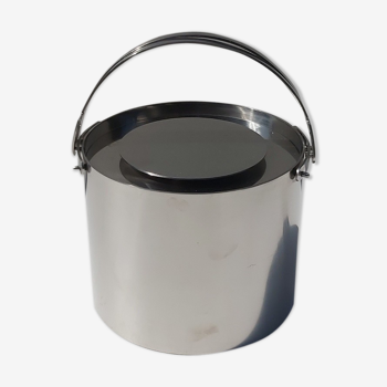 Stelton ice bucket by Arne Jacobsen