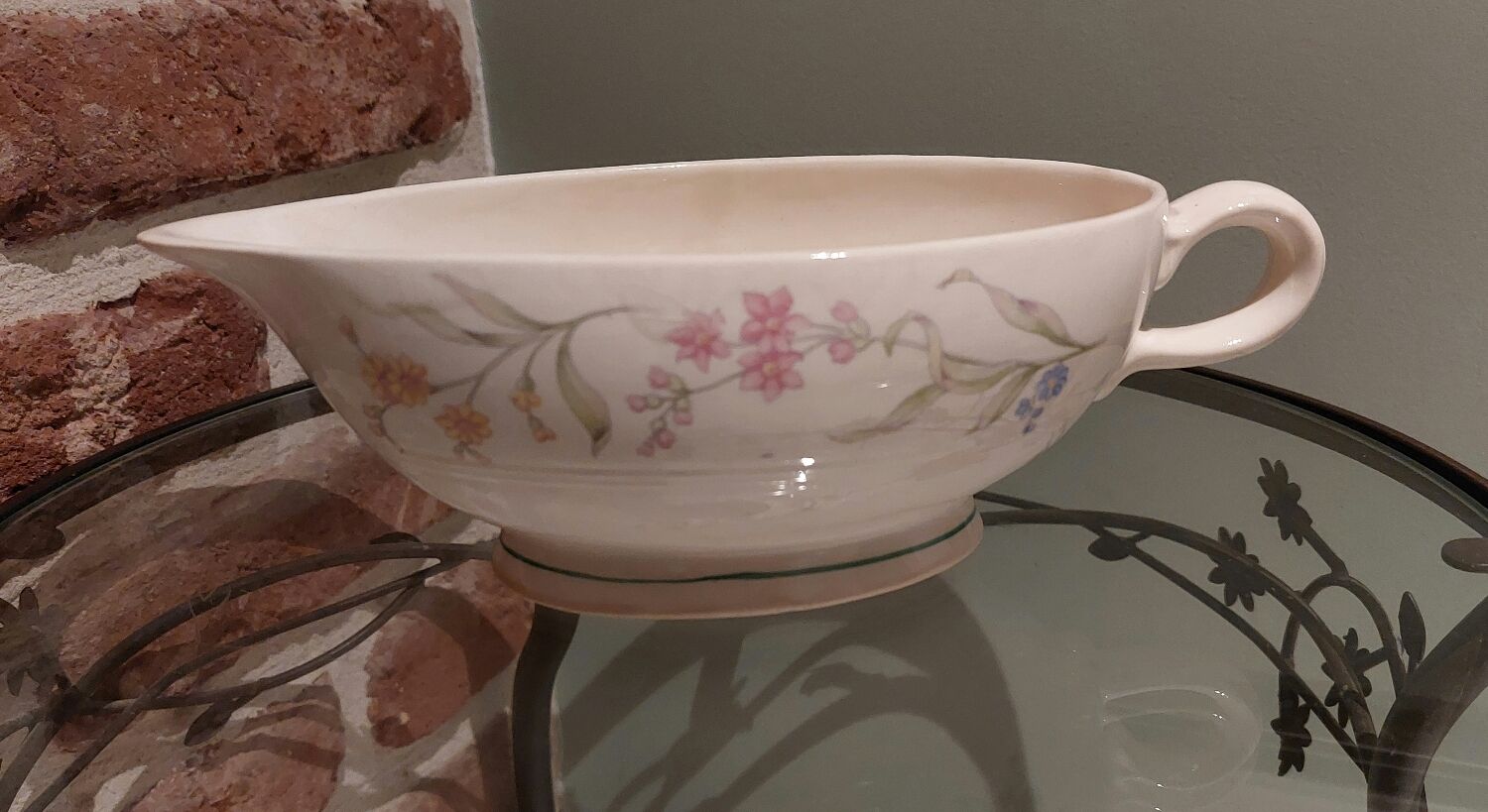 Claudia old gravy boat