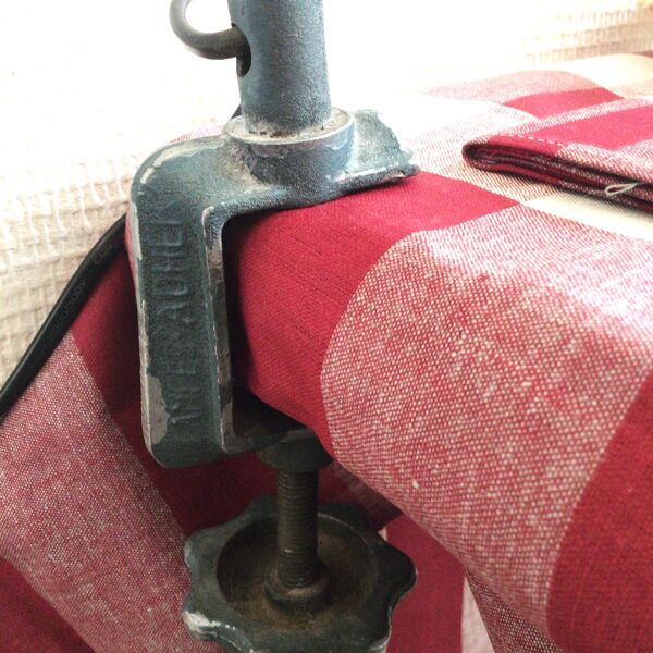 Lampe d’atelier Adher