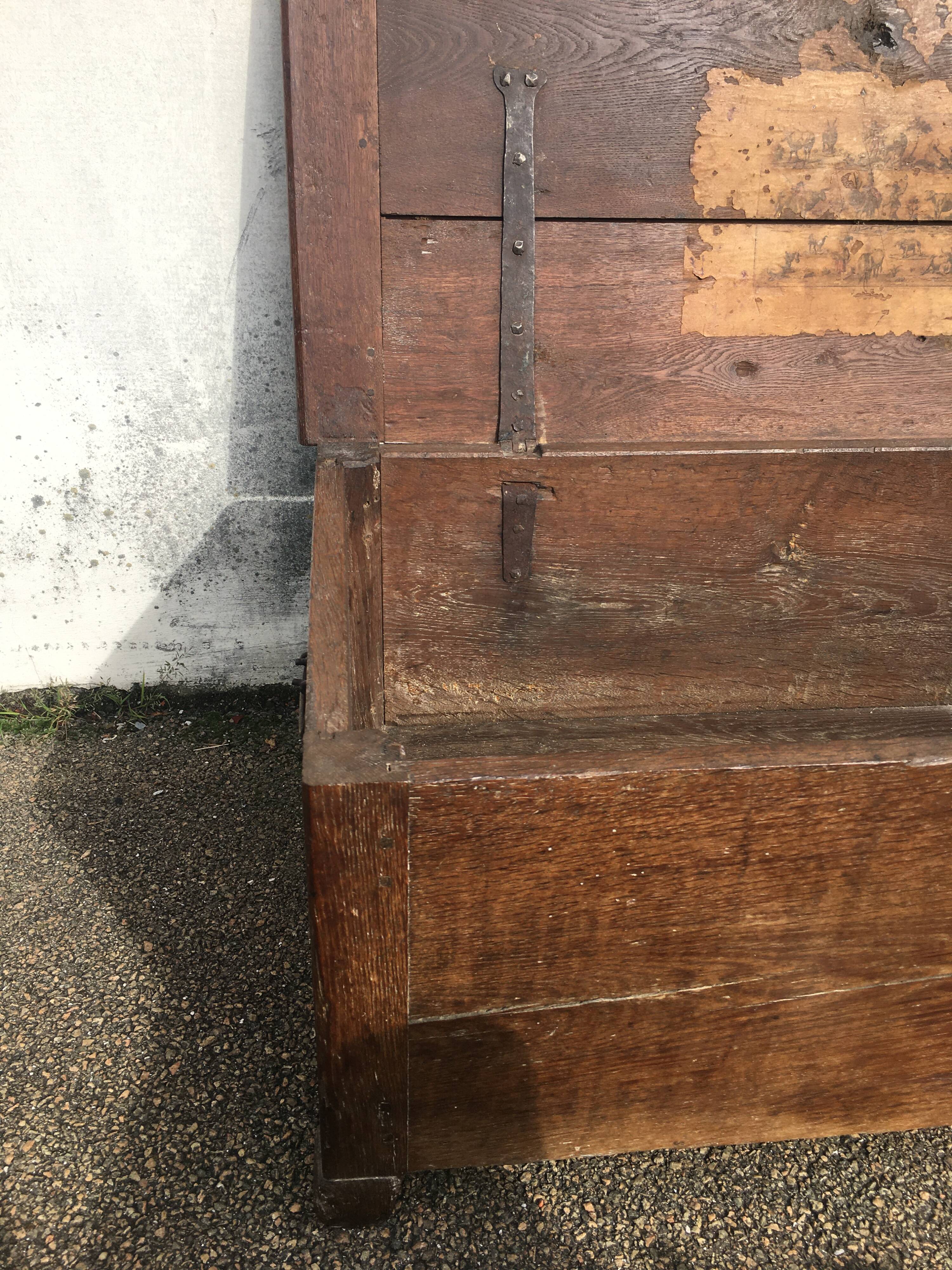 Old solid oak chest early XVIII Brutalist