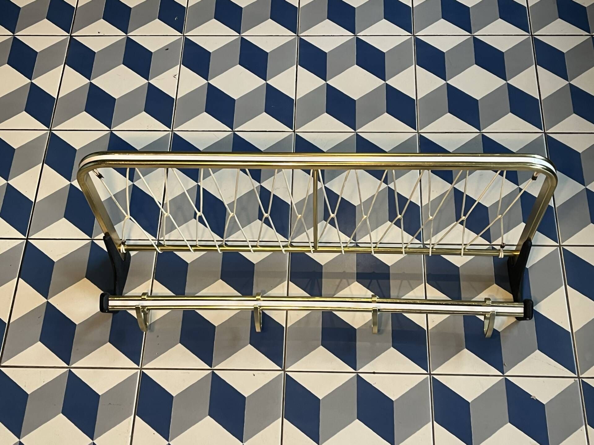 Coat rack style train luggage rack L=60cm