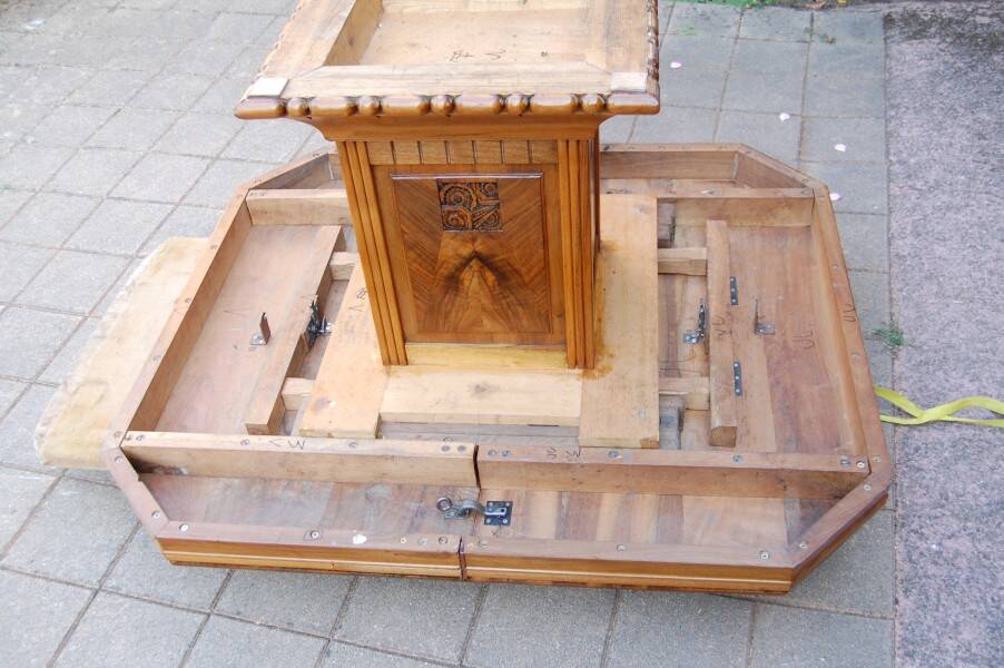 table art déco en noyer avec rallonges 14 couverts