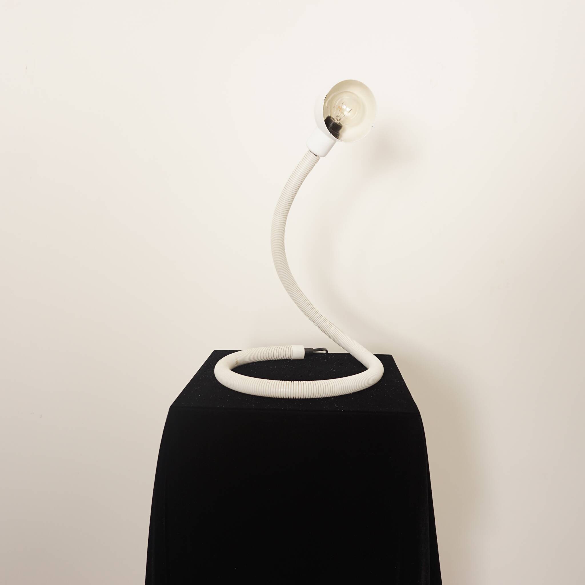 Cobra Table Lamp, 1980
