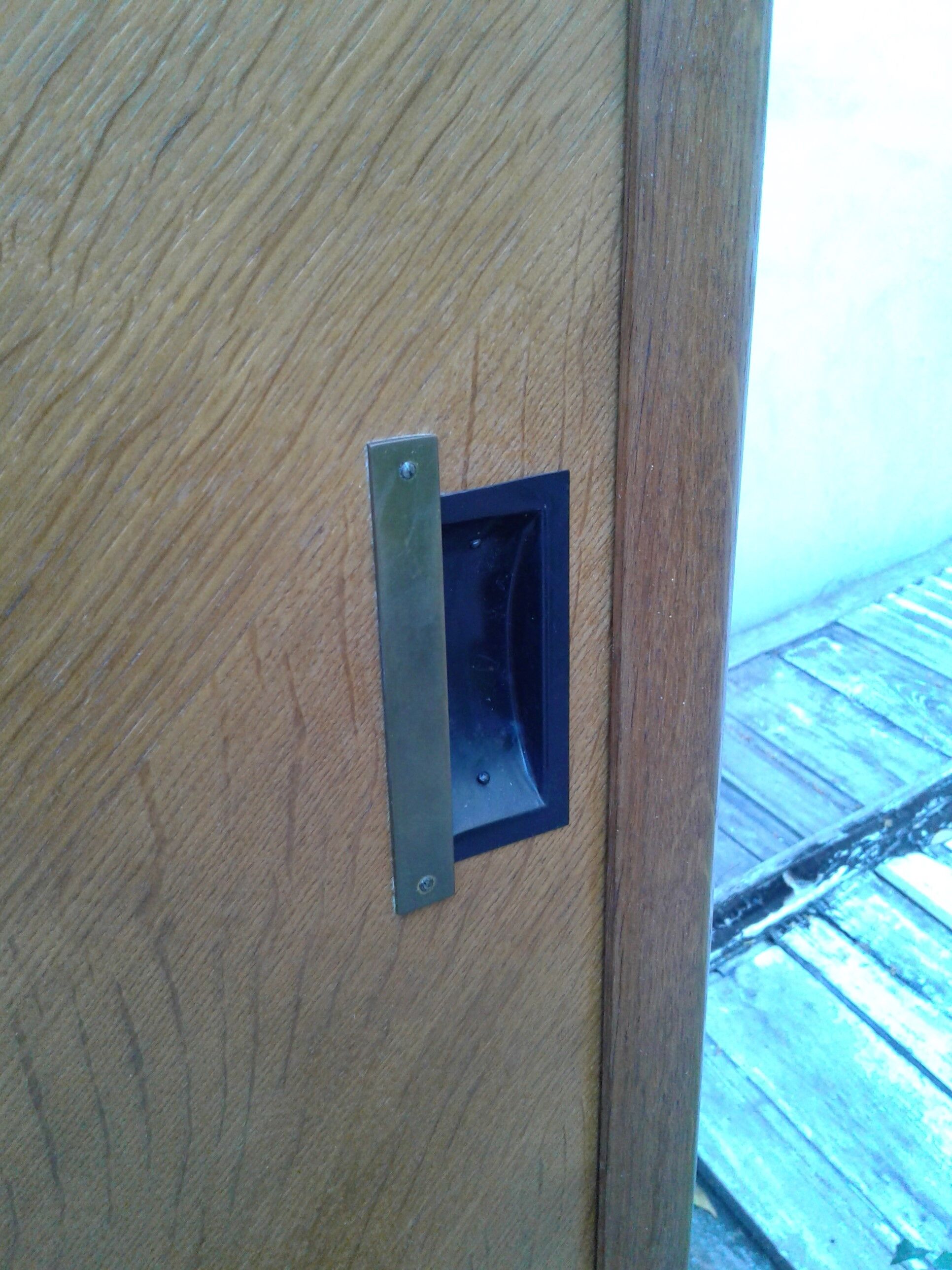 Wardrobe 3 doors sliding vintage feet compass