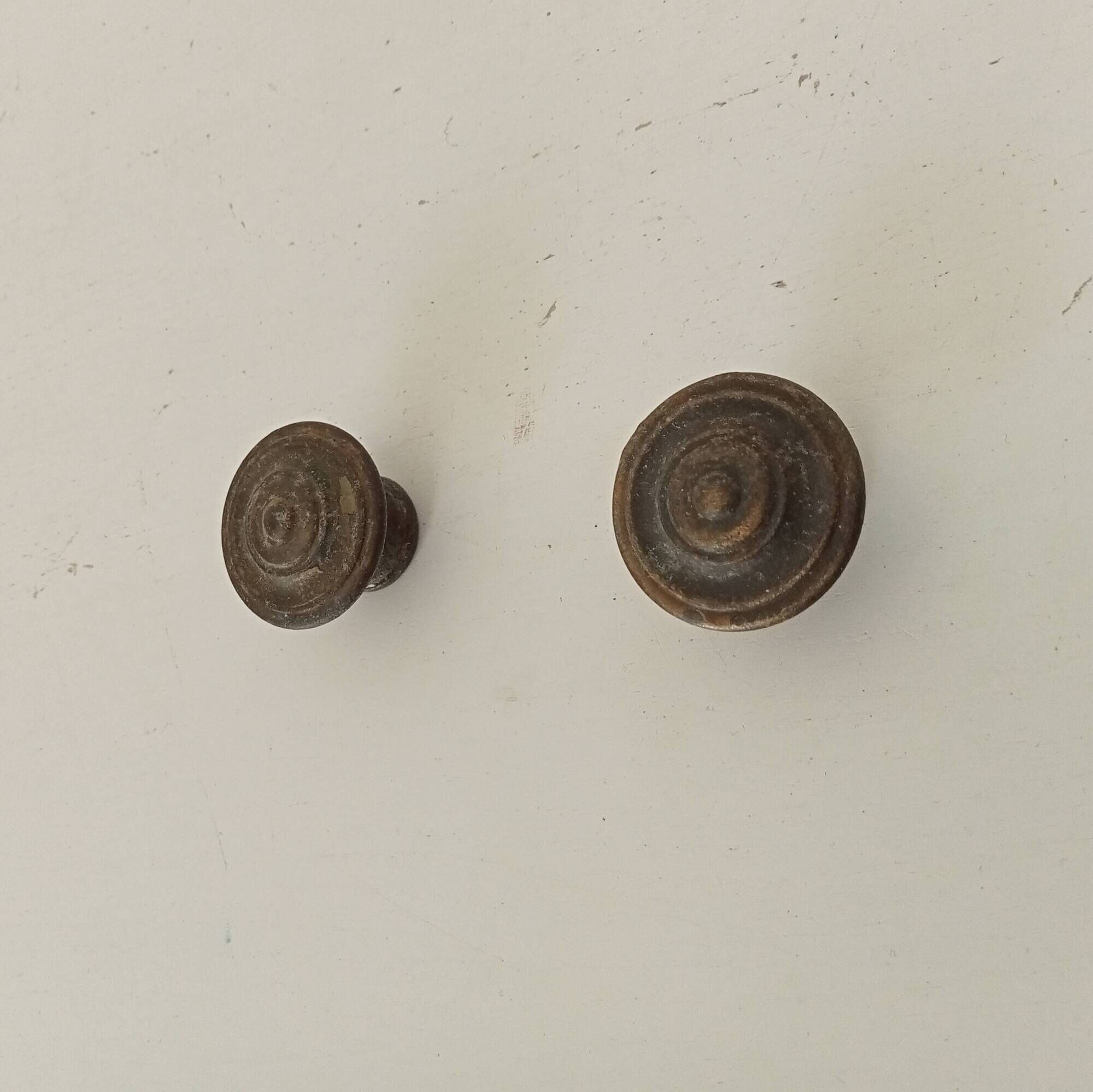 Pair of antique furniture knob handles in solid gilded brass