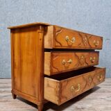 Commode époque Louis XVI en merisier massif de la seconde moitié du XVIIIè