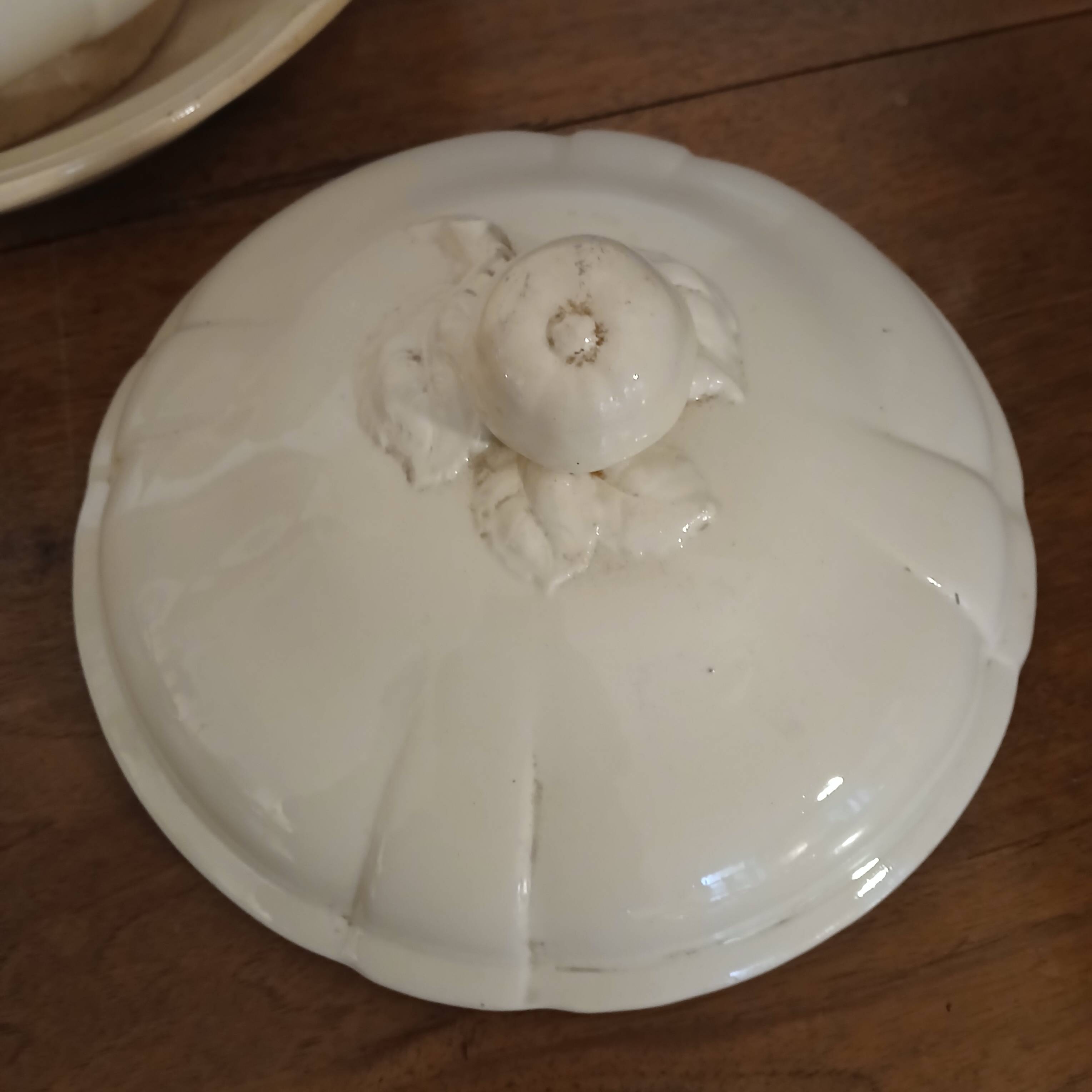 Digoin soup tureen
