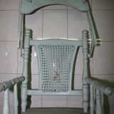 Chaise haute ancienne