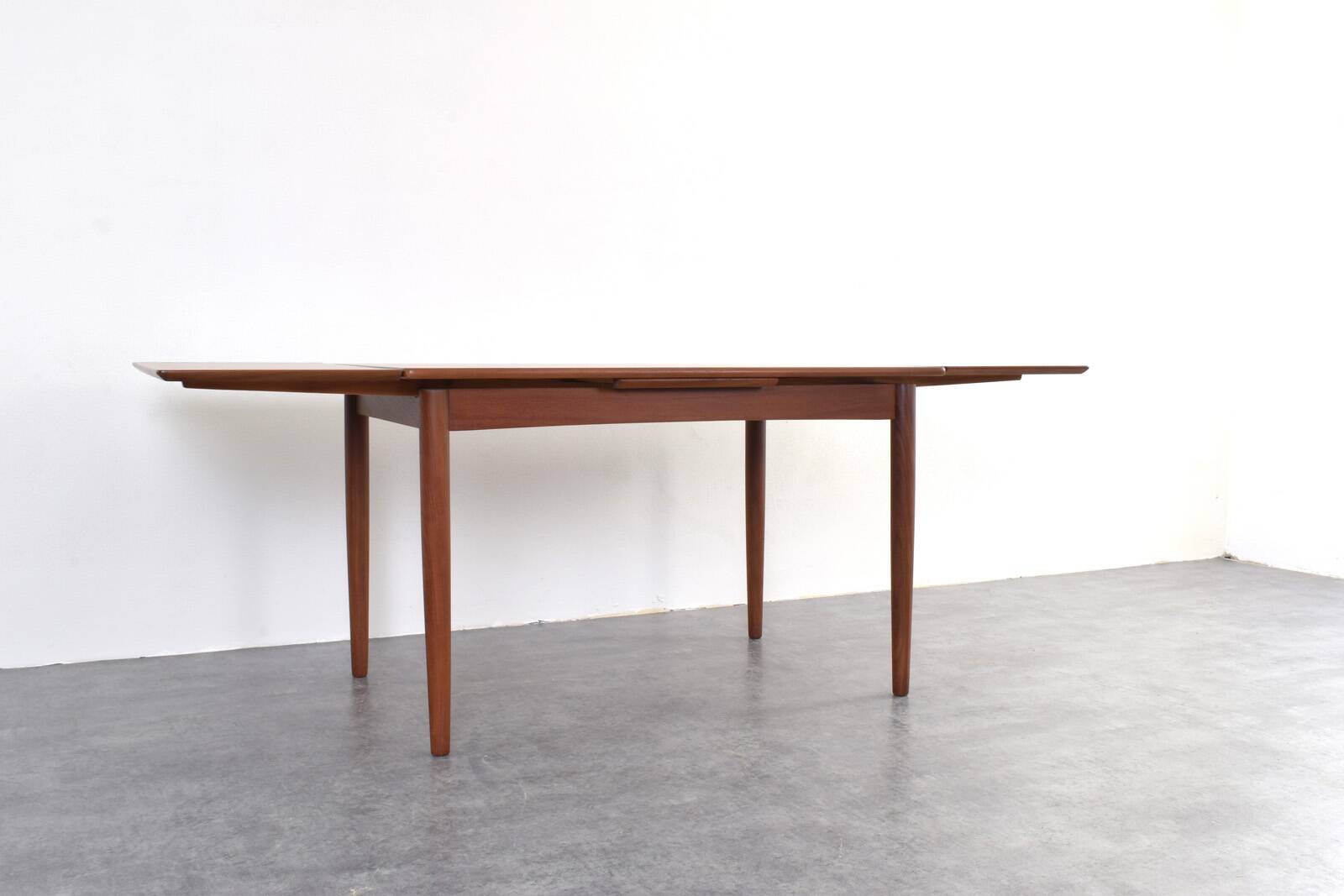 Mid-Century Danish Teak Extendable Dining Table, 1960s.
