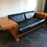 Frank Lloyd Wright's Robie 3 sofa for Cassina
