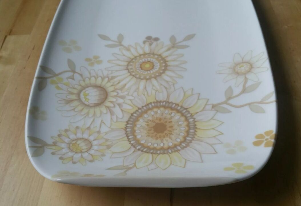 Villeroy and Boch large dish Helianthos Sunflowers