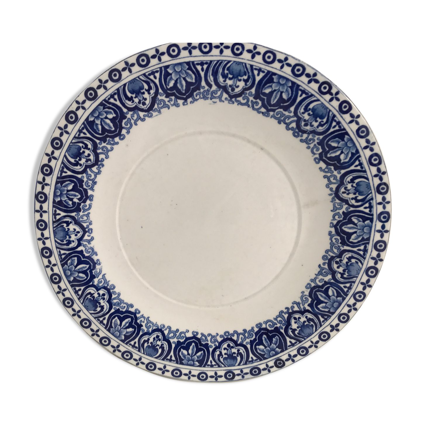 Blue and white ceramic plate