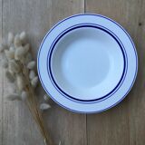 Hollow plates with blue trim Quadrifoglio