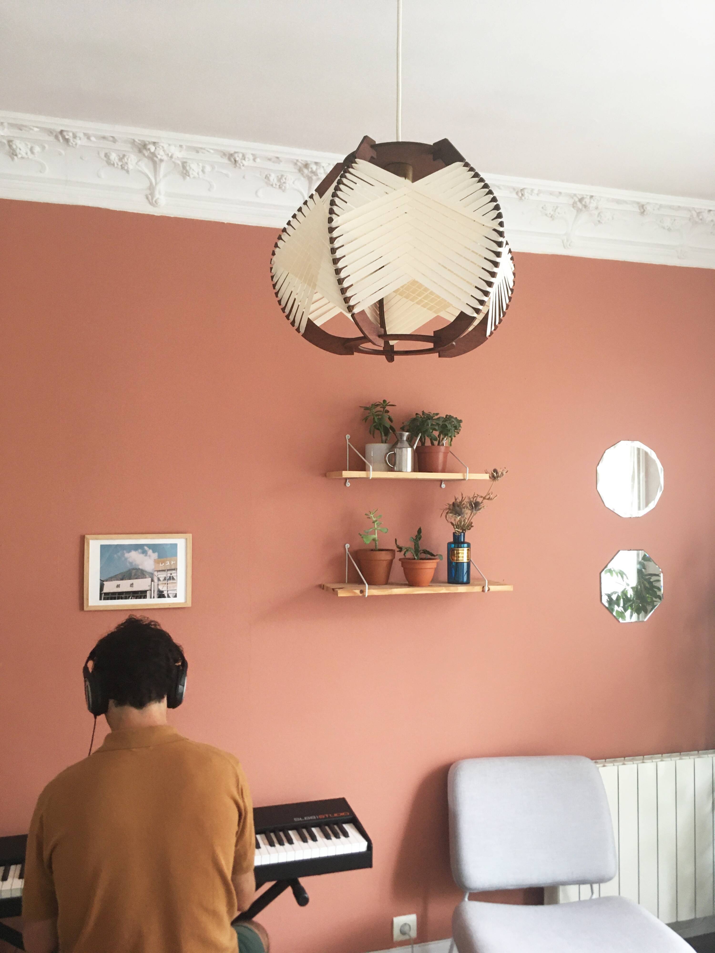 White woven lamp to hang
