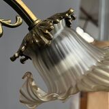 Lustre de style Louis XV. Bronze massif, cristal.