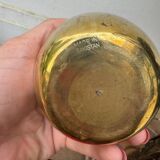 Round ashtray