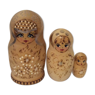 Russian dolls Matriochkas vintage natural wood and gold
