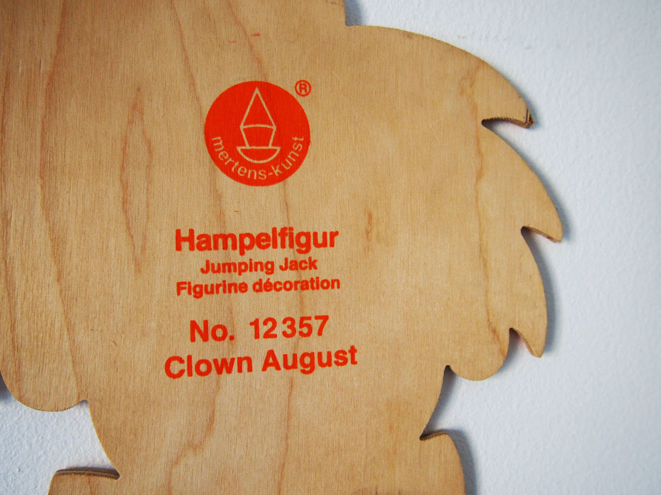 Former articulated puppet