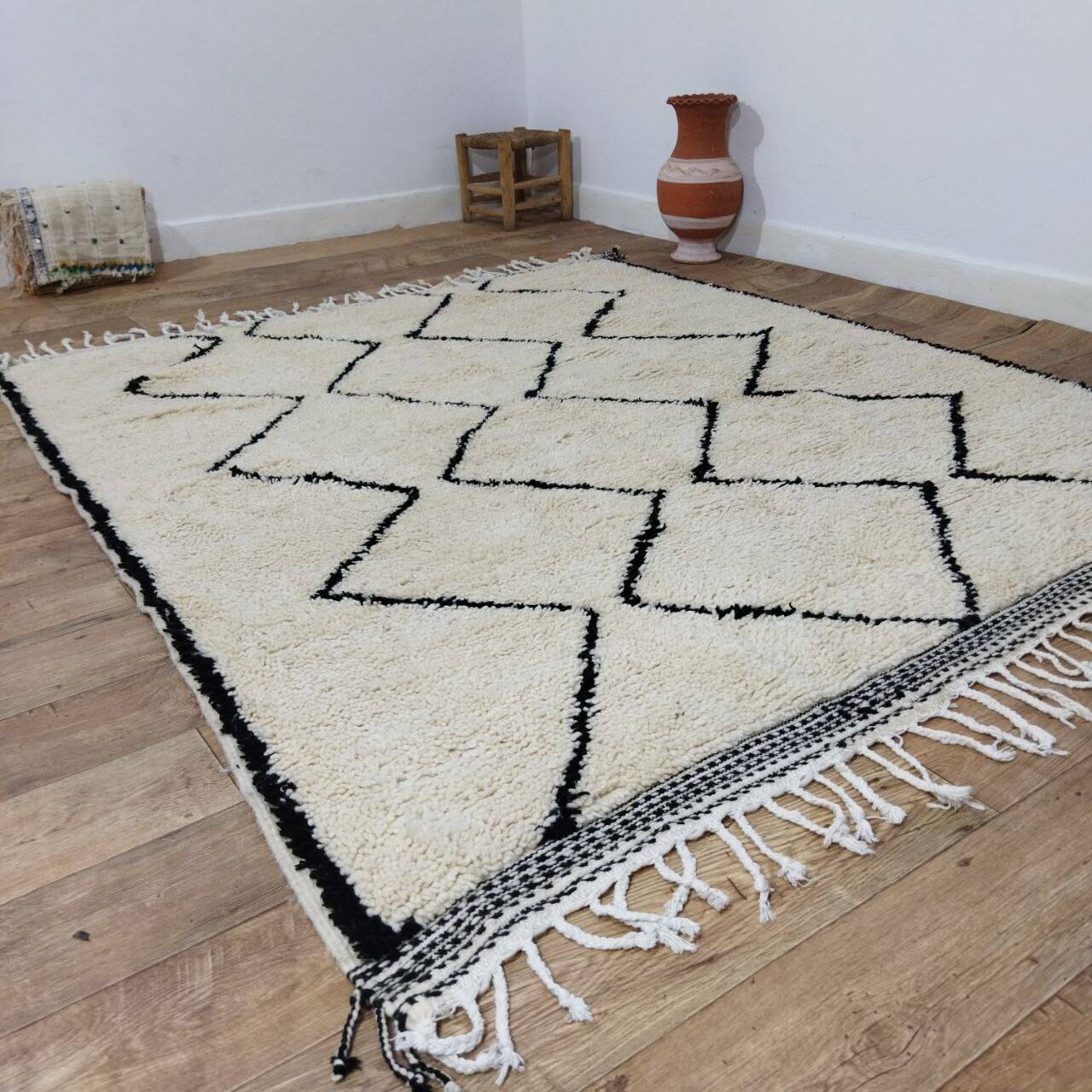 Handmade Moroccan Berber rug 220 x 190 cm