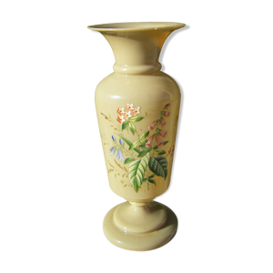 vase opaline ancien
