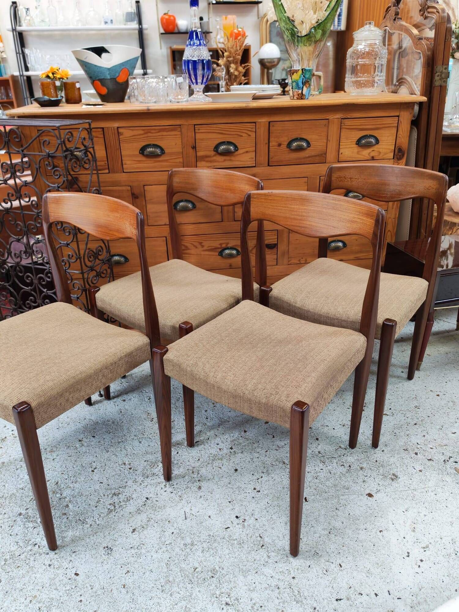 Set of 4 teak chairs in the style of Niels Otto Møller from the 1960s.