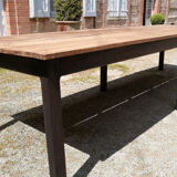 Farm table