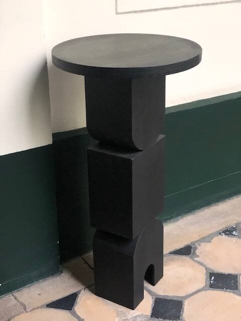Sellette - Table d'appoint en bois teinté noir