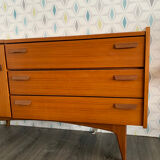 Small Scandinavian row