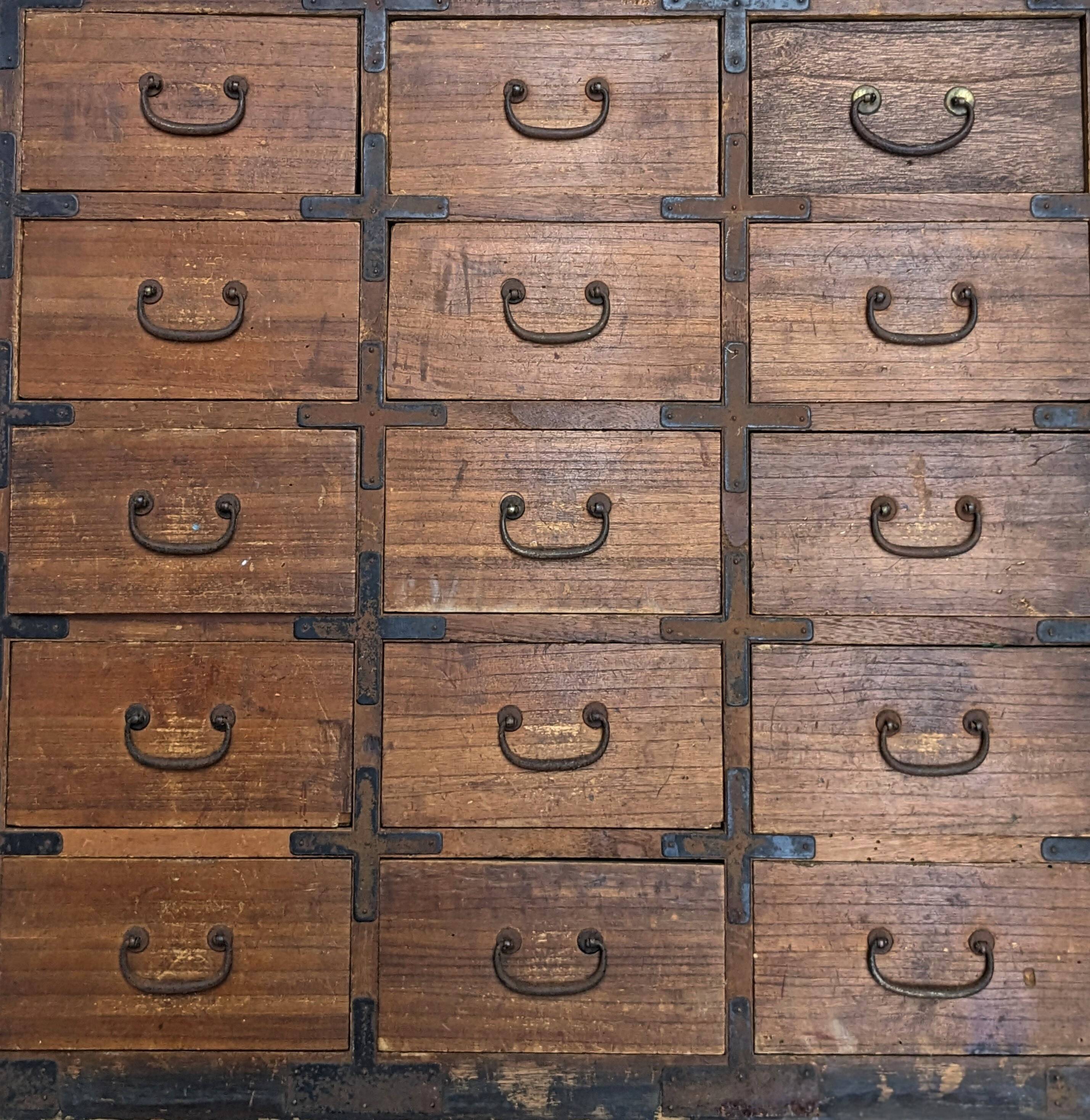 Professional furniture Japan 19th century