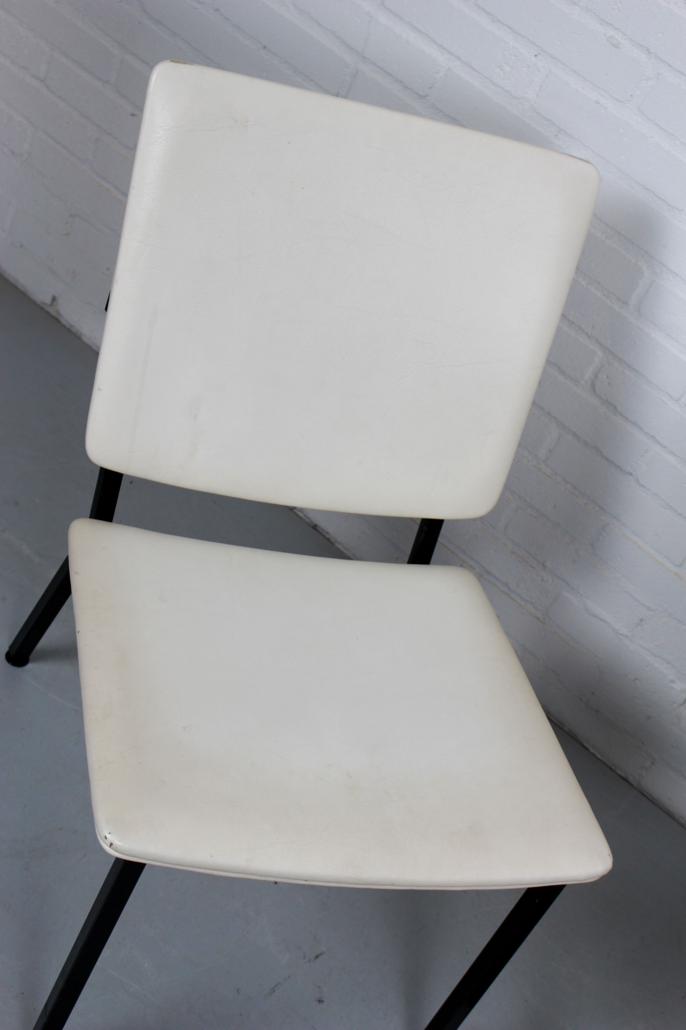Set of 2 Industrial minimalist black metal tube frame chairs, 1960s