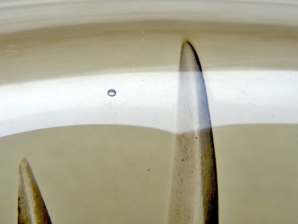 Coupe Art Déco en verre fumé à motifs géométriques