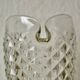 Carafe en verre moulé vintage