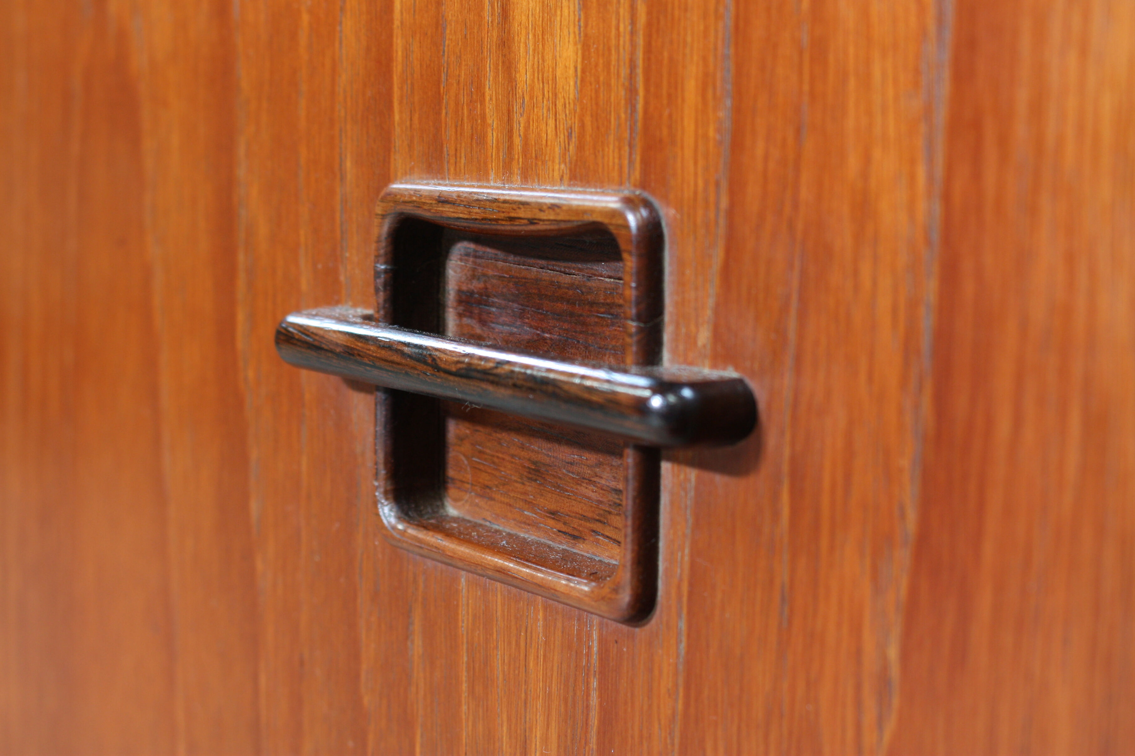 Enfilade anglaise en teck marque Nathan 1960