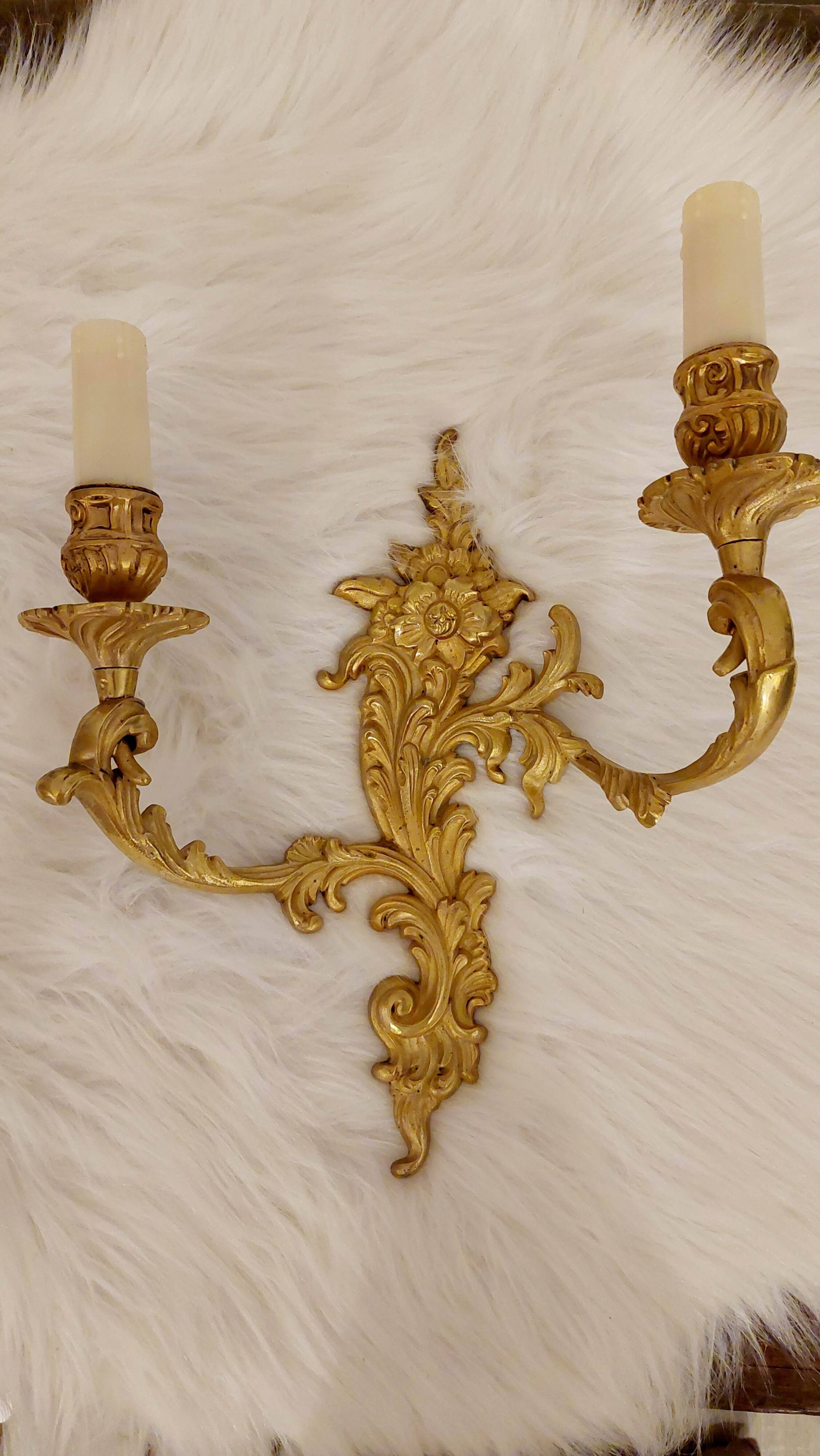 bronze wall light signed Petitot